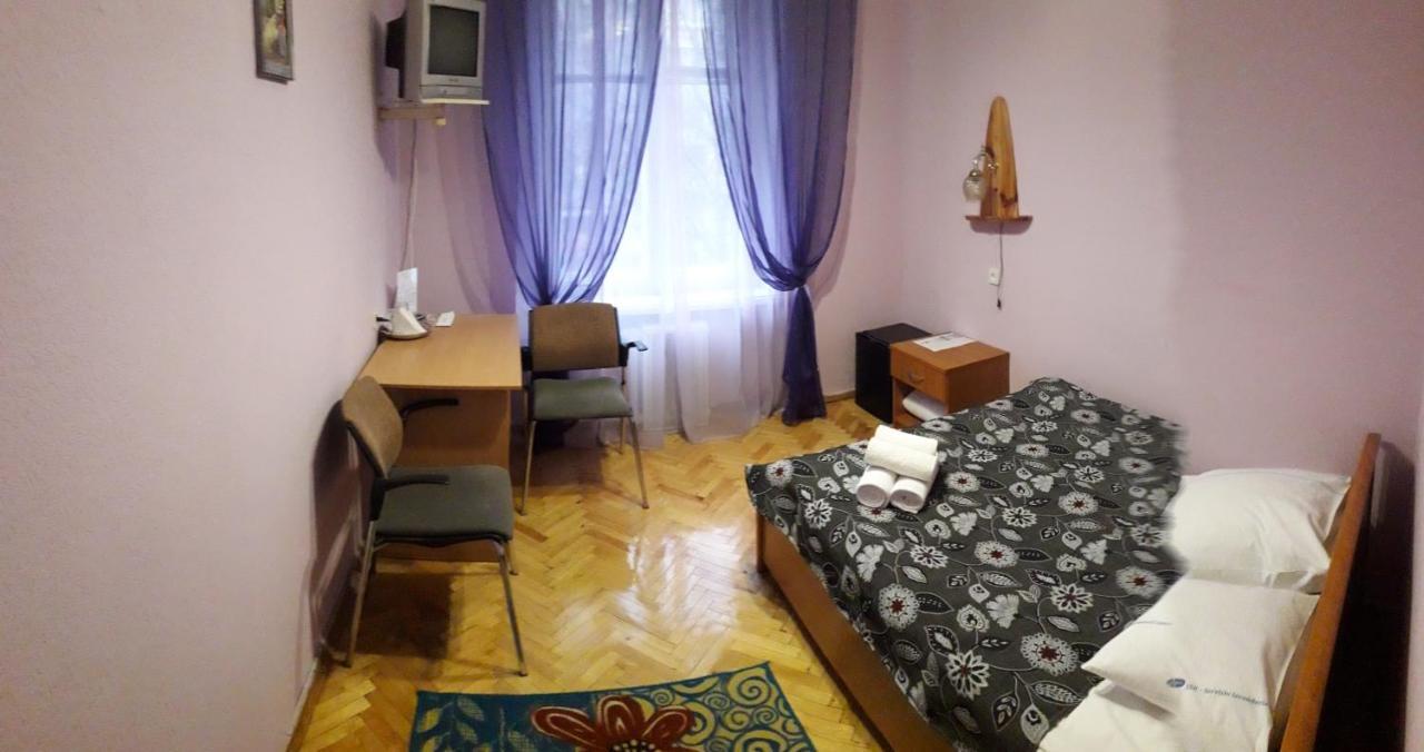 Kolos Hotel Obolon Kiev Esterno foto