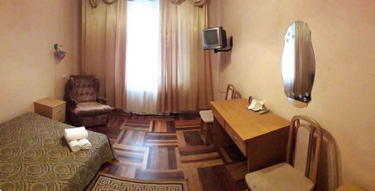 Kolos Hotel Obolon Kiev Esterno foto