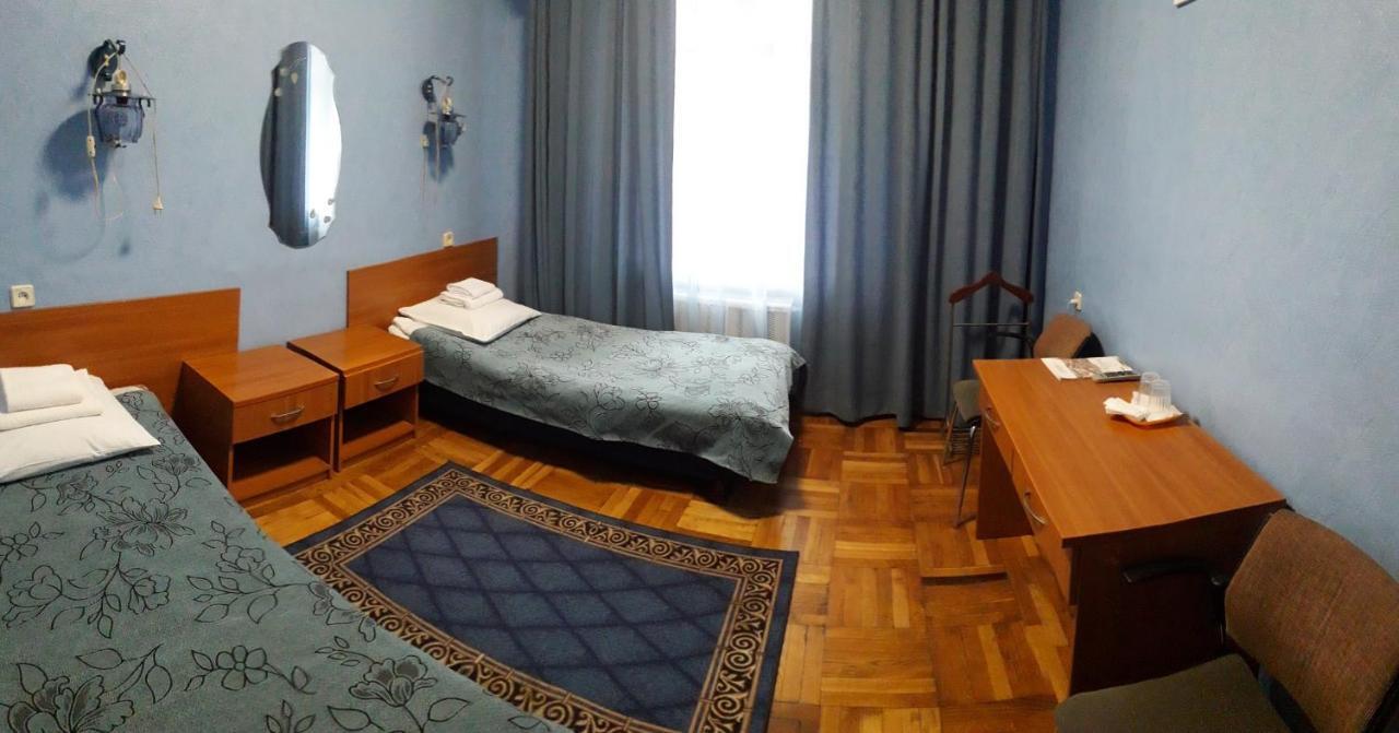 Kolos Hotel Obolon Kiev Esterno foto
