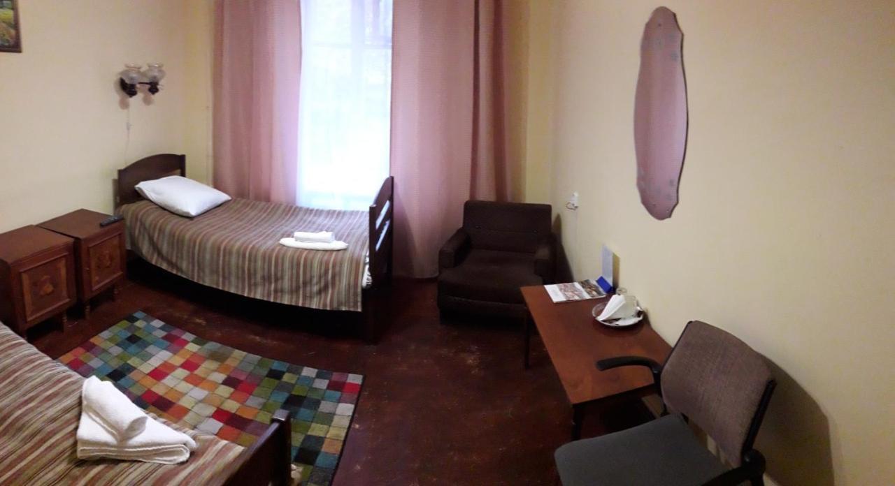 Kolos Hotel Obolon Kiev Esterno foto
