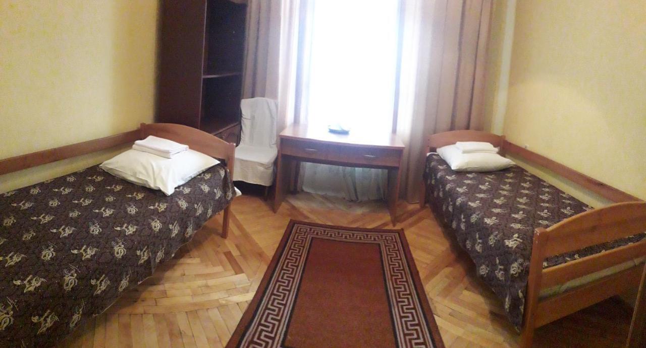 Kolos Hotel Obolon Kiev Esterno foto