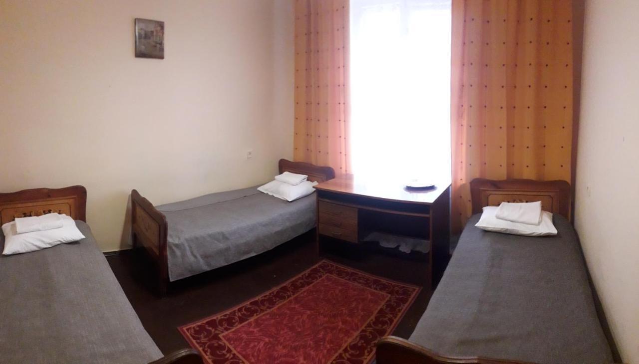 Kolos Hotel Obolon Kiev Esterno foto