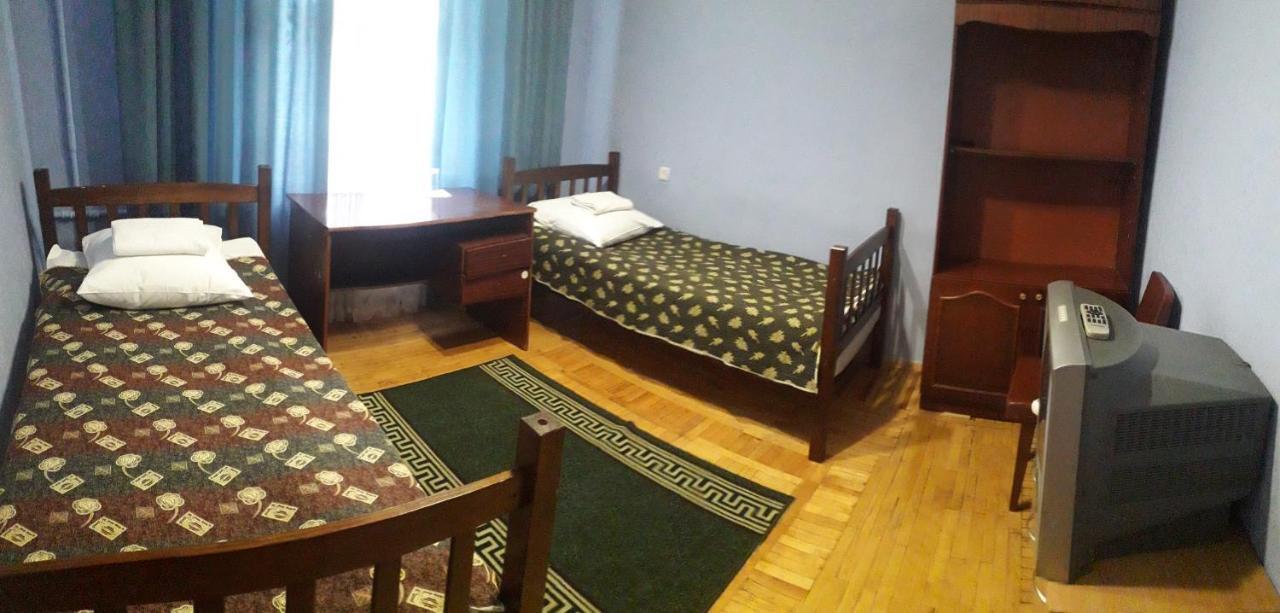 Kolos Hotel Obolon Kiev Esterno foto